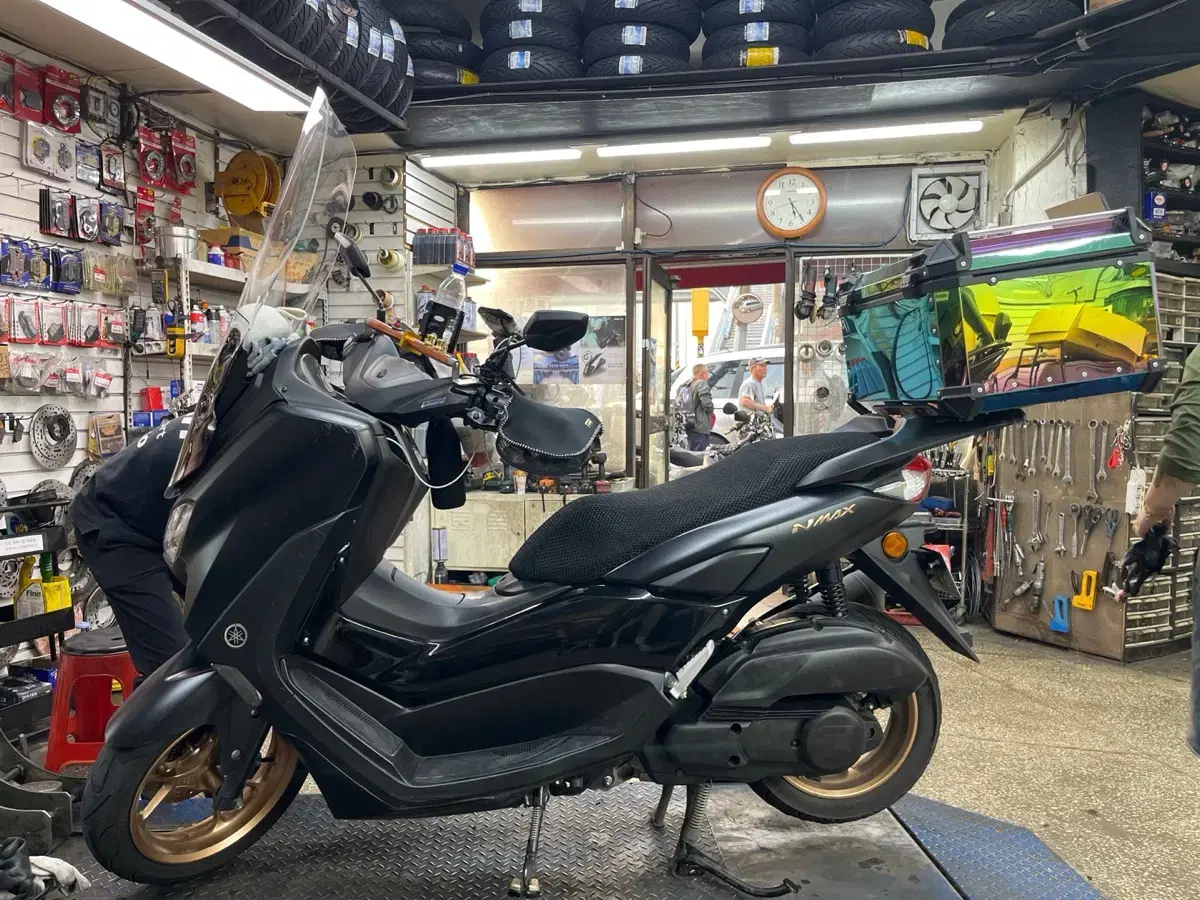 Nmax125 22년식 판매합니다.